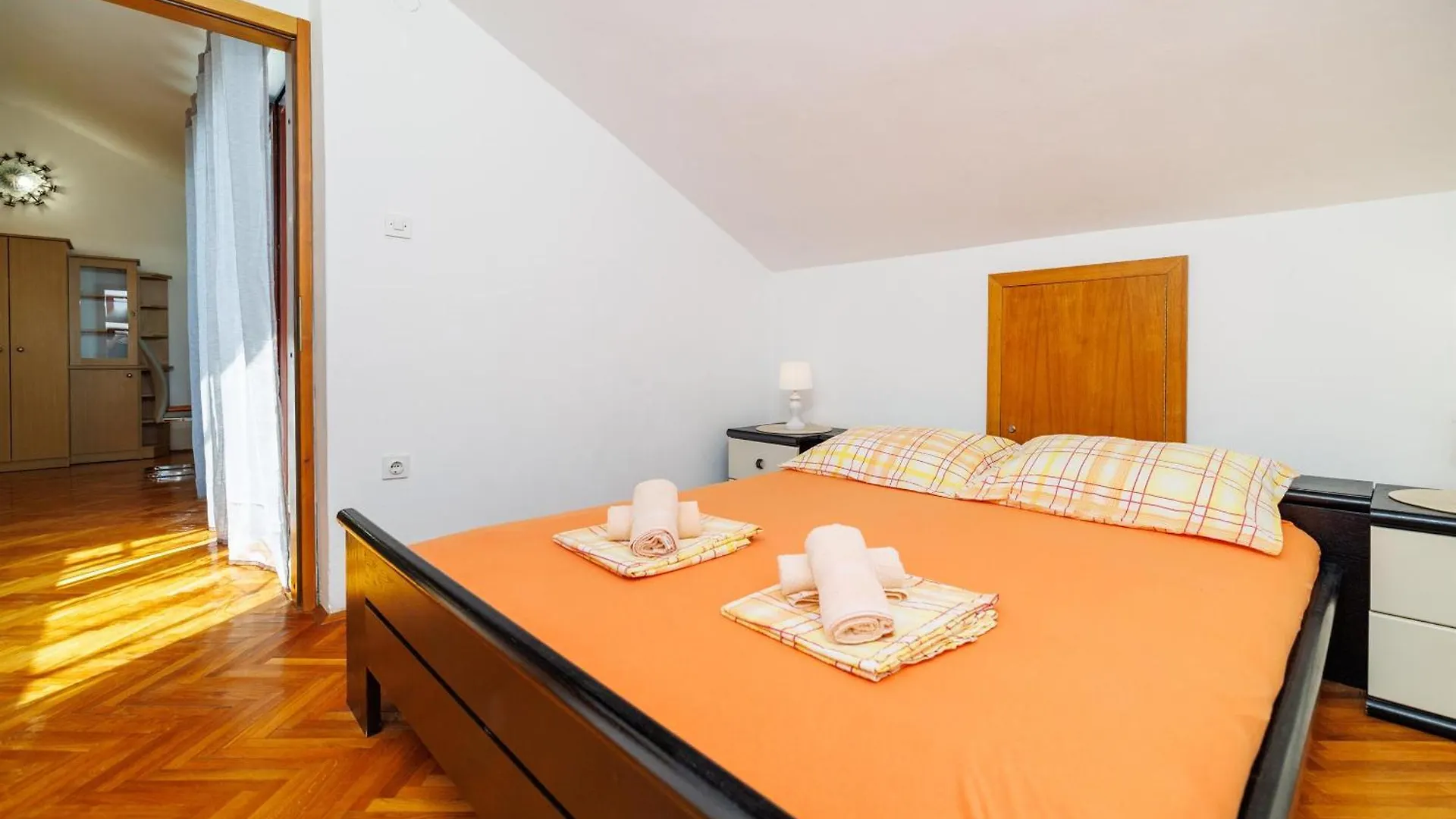 Apartments Mira Novi Vinodolski