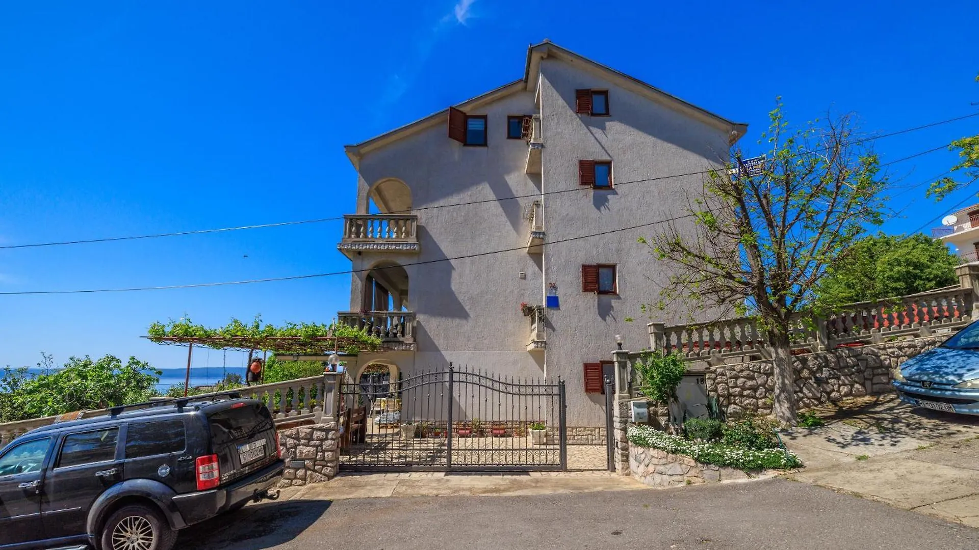 Apartments Mira Novi Vinodolski 0*,  Croatia